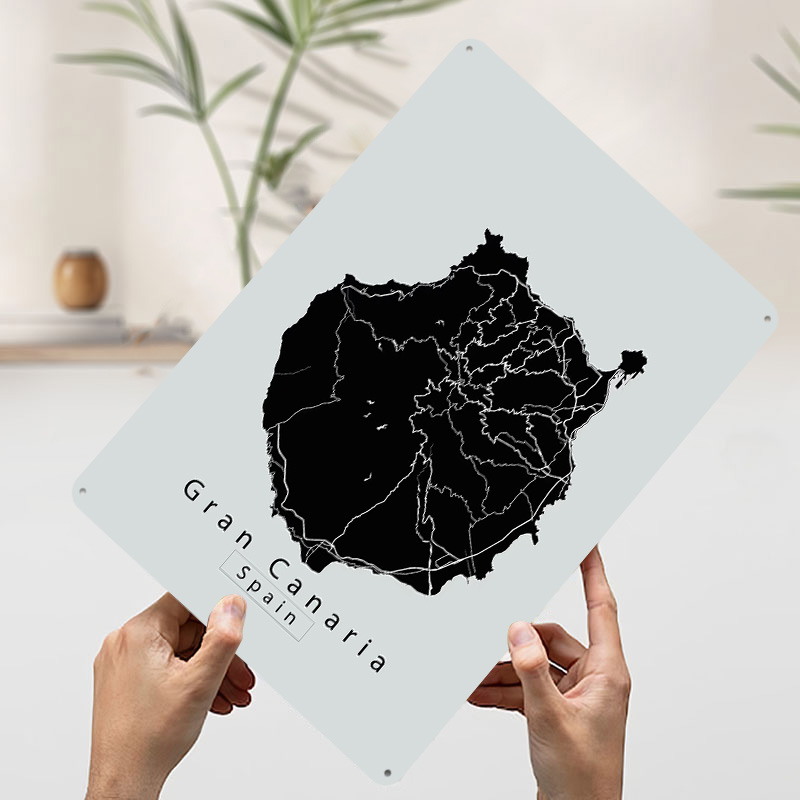 Gran Canaria Island Map Metal  - Retro Gaming Island recensione e prezzo