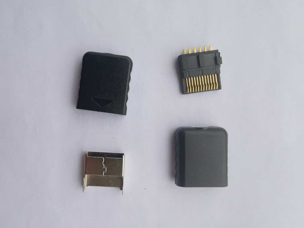 Full 12Pins Connect Port Socke - Composite Rca Cable recensione e prezzo