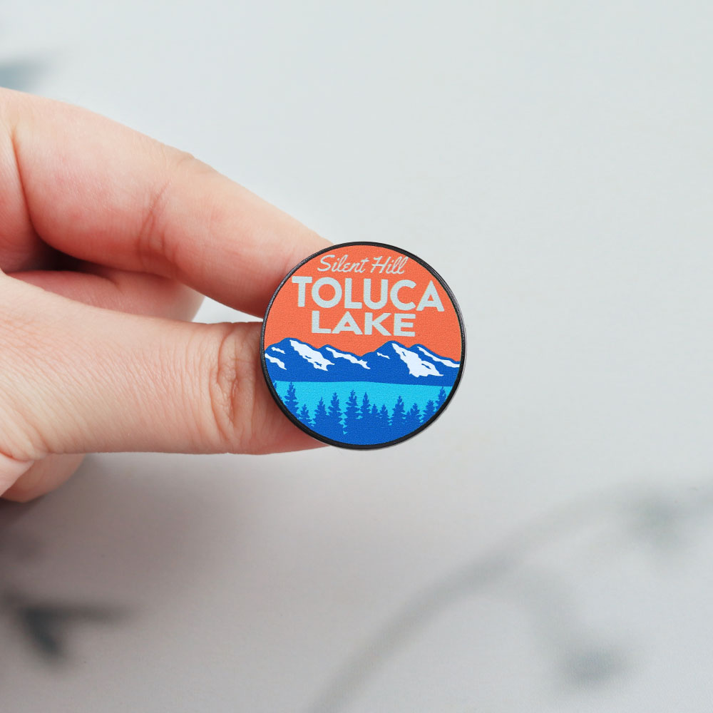 Silent Hill Toluca Lake Enamel - Retro Gaming Gif recensione e prezzo