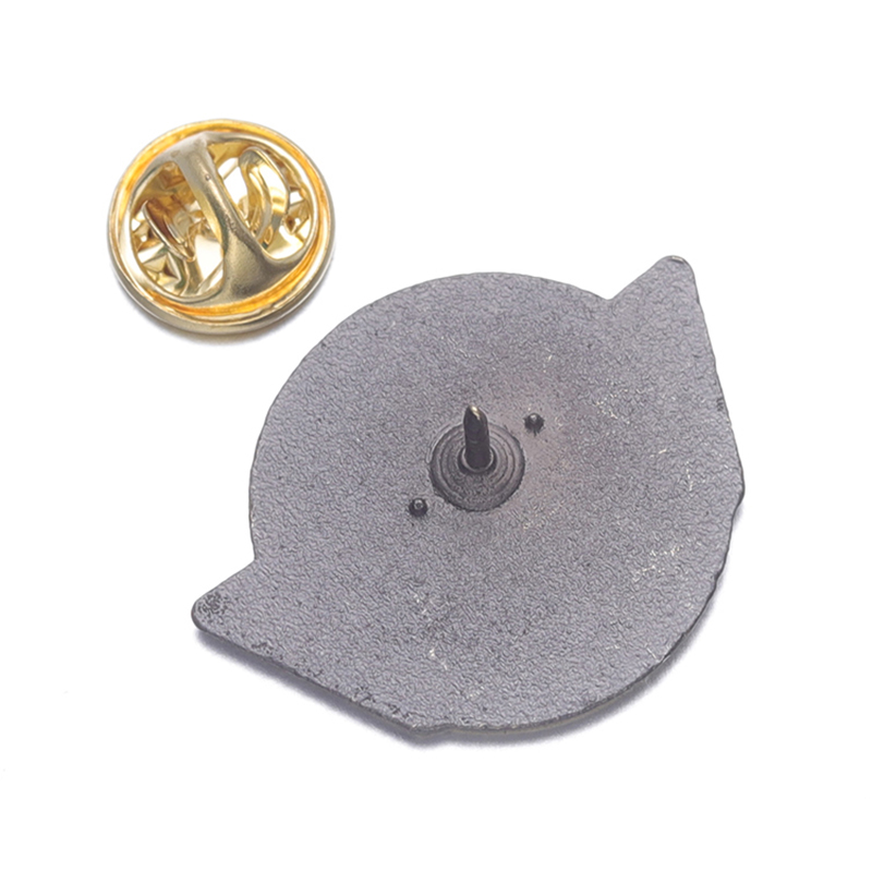Yakuza Goro Majima Enamel Pins - Retro Gaming Gif recensione e prezzo