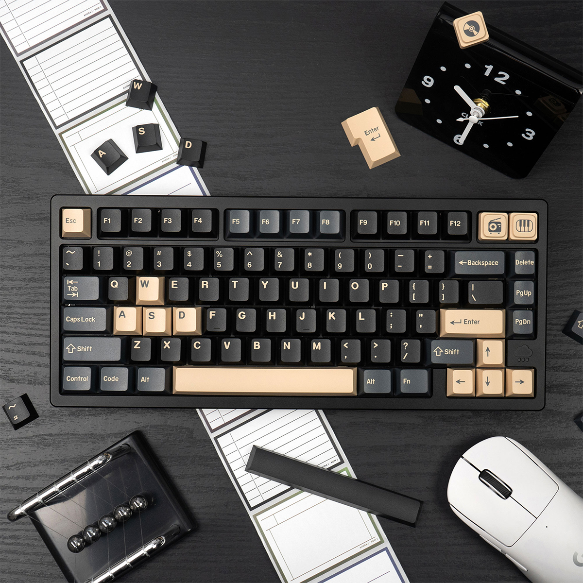 180 keys GMK Clones Ape Keycap - Retro Gaming Keycaps recensione e prezzo