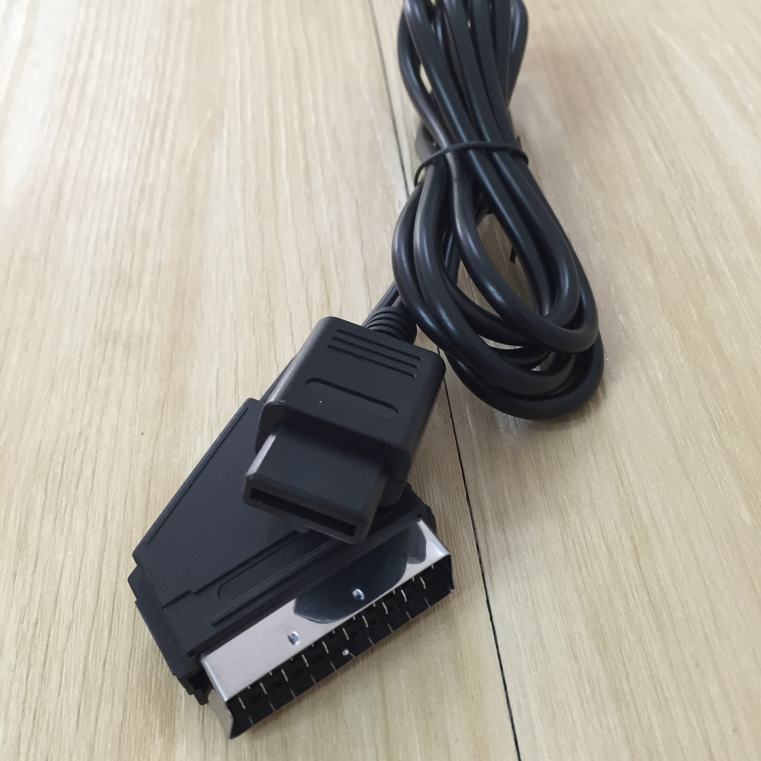 EU RGB SCART AV Cable Lead Cor - Retro Gaming Cable recensione e prezzo